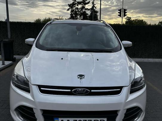 Ford Escape
                          2015г. в рассрочку
