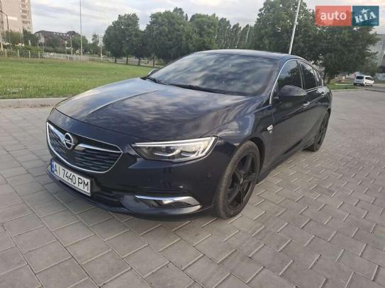 Opel Insignia                        2019г. в рассрочку