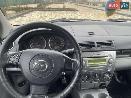Mazda 2                               2004г. в рассрочку