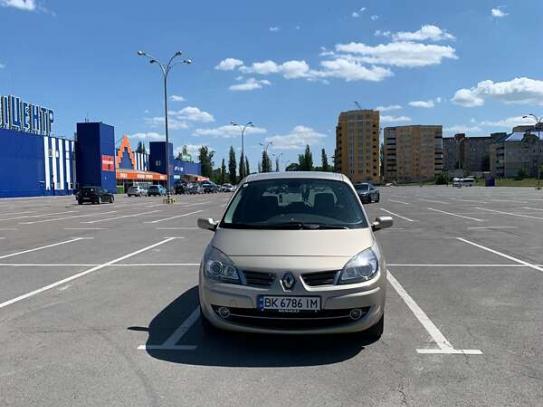 Renault Scenic
                          2009г. в рассрочку