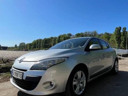 Renault Megane                          2010г. в рассрочку
