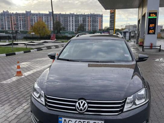 Volkswagen Passat 2011р. у розстрочку