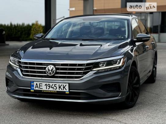 Volkswagen Passat 2021р. у розстрочку