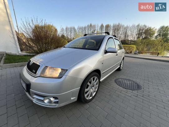 Skoda Fabia
                           2004г. в рассрочку