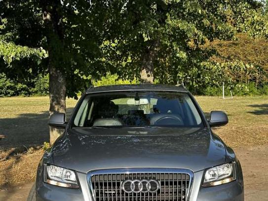 Audi Q5 2012р. у розстрочку