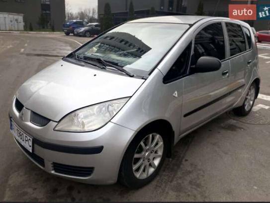 Mitsubishi Colt                            2007г. в рассрочку