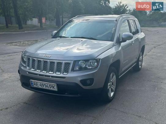 Jeep Compass                         2015г. в рассрочку