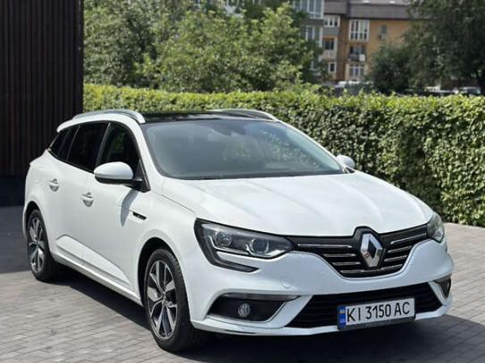 Renault Megane                          2017г. в рассрочку