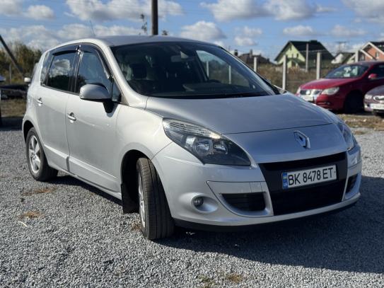 Renault Scenic 2011р. у розстрочку