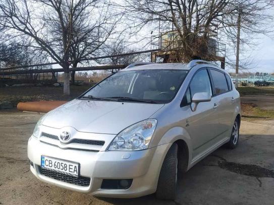 Toyota Corolla verso                   2008г. в рассрочку