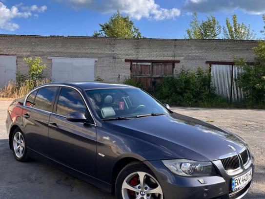 Bmw 3 series
                        2005г. в рассрочку