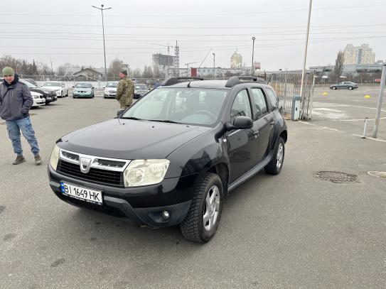 Dacia Duster                          2010г. в рассрочку