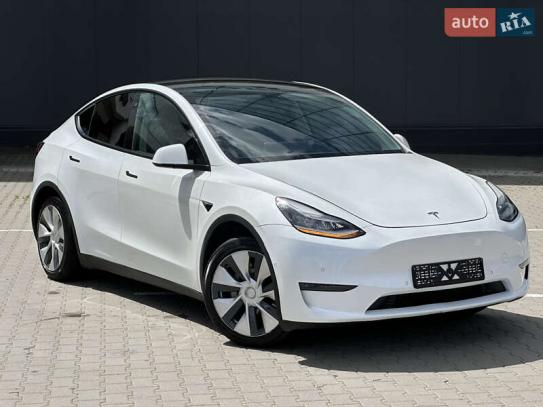 Tesla Model y 2021г. в рассрочку