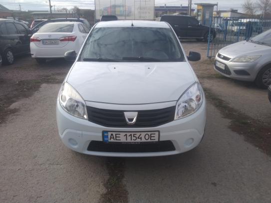 Dacia Sandero 2009г. в рассрочку