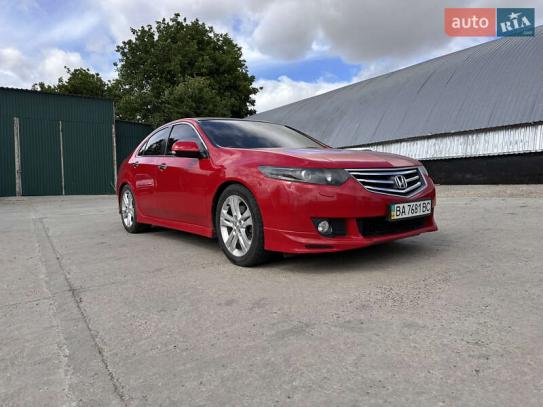 Honda Accord                          2008г. в рассрочку