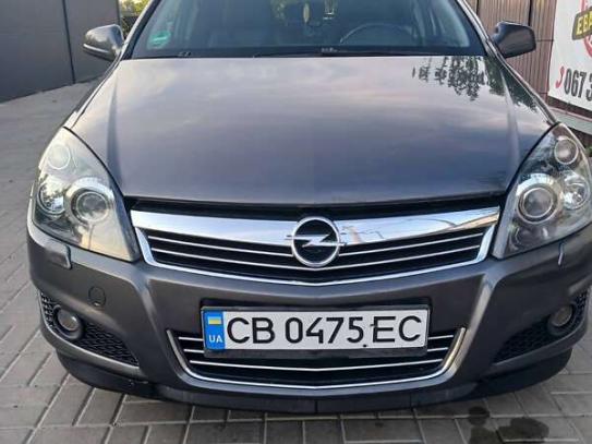 Opel Astra 2010г. в рассрочку