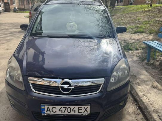 Opel Zafira
                          2005г. в рассрочку