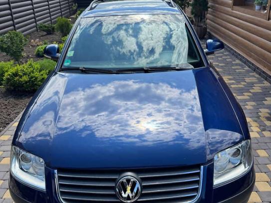 Volkswagen Passat                          2005г. в рассрочку