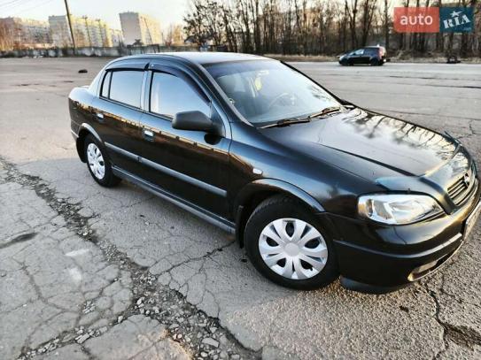Opel Astra                           2007г. в рассрочку