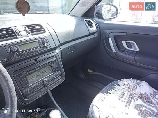 Skoda Fabia                           2009г. в рассрочку