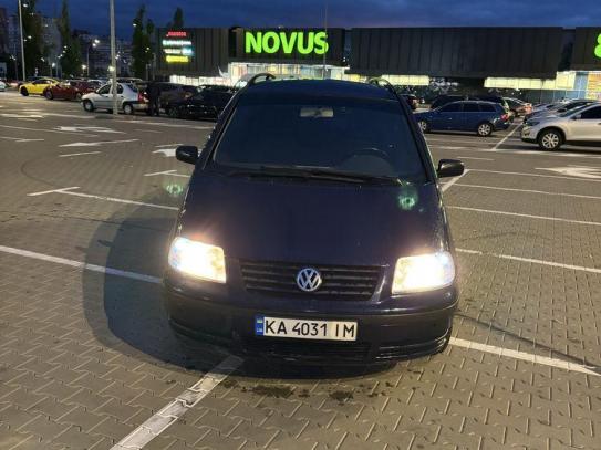 Volkswagen Sharan 2002г. в рассрочку