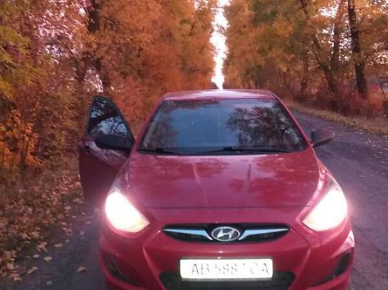 Hyundai Accent 2013г. в рассрочку