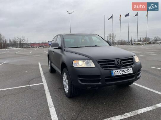 Volkswagen Touareg 2004р. у розстрочку