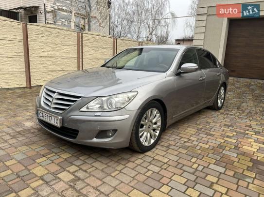 Hyundai Genesis                         2009г. в рассрочку