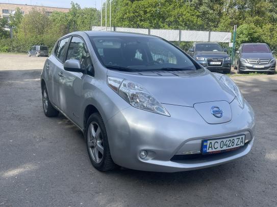 Nissan Leaf
                            2014г. в рассрочку