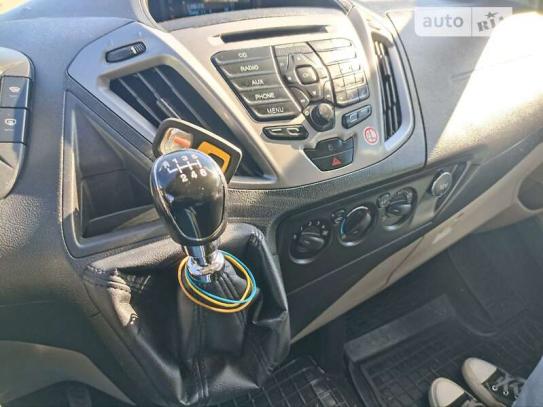 Ford Tourneo custom
                  2013г. в рассрочку