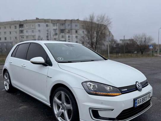 Volkswagen E-golf 2014р. у розстрочку