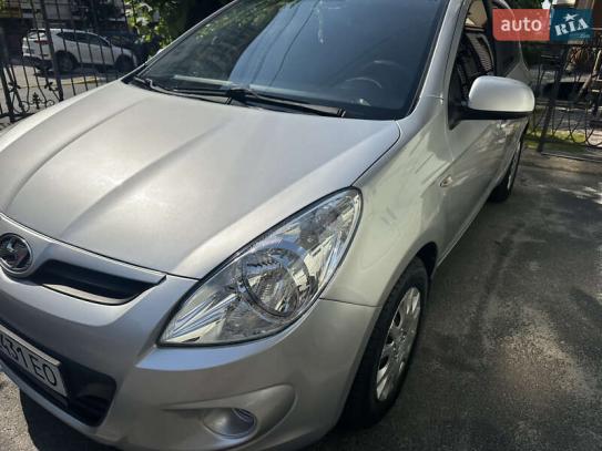 Hyundai I20
                             2010г. в рассрочку
