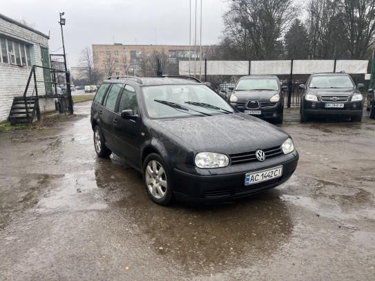 Volkswagen Golf                            2000г. в рассрочку