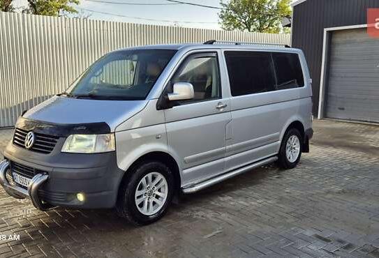 Volkswagen Transporter                     2009г. в рассрочку