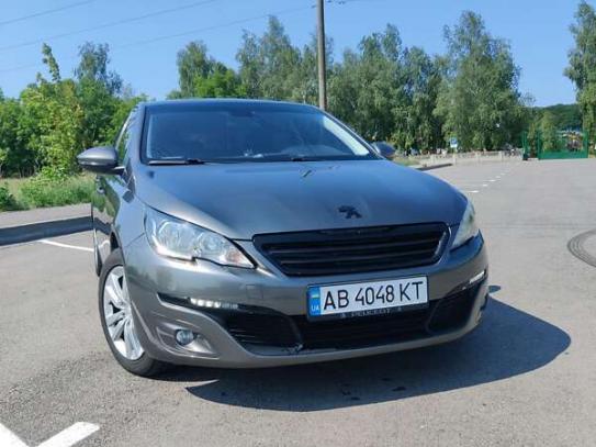 Peugeot 308                             2016г. в рассрочку