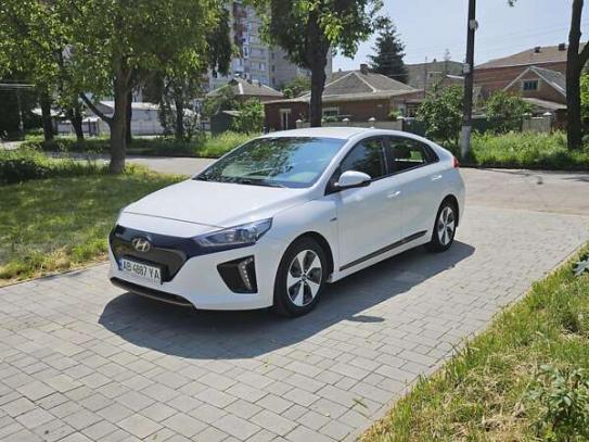 Hyundai Ioniq                           2019г. в рассрочку
