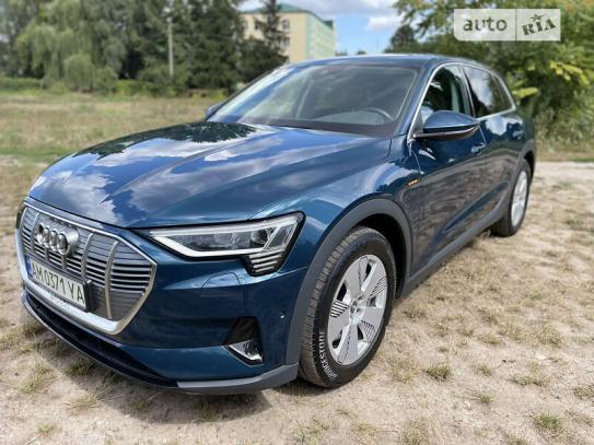 Audi E-tron 2019г. в рассрочку