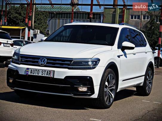 Volkswagen Tiguan                          2019г. в рассрочку