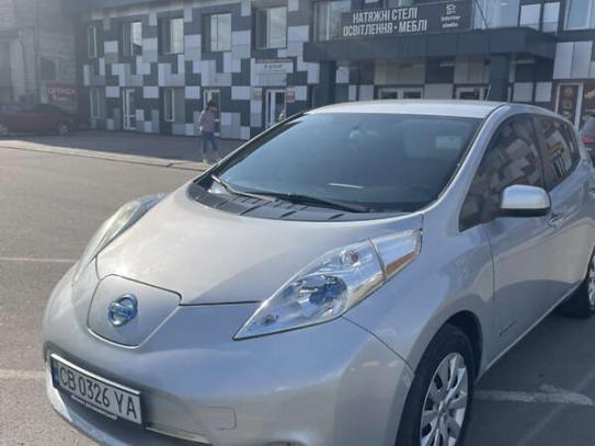 Nissan Leaf                            2013г. в рассрочку