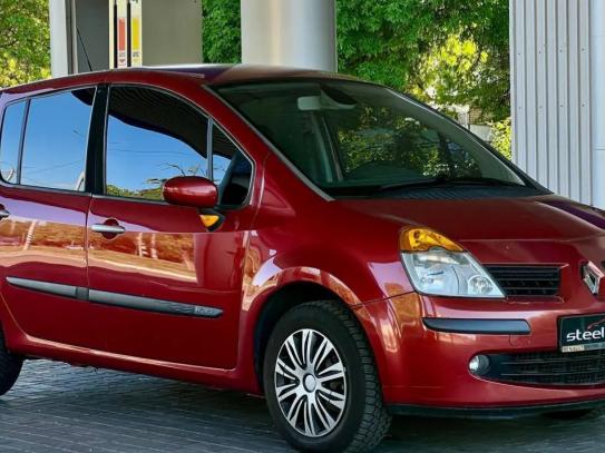 Renault Modus                           2006г. в рассрочку