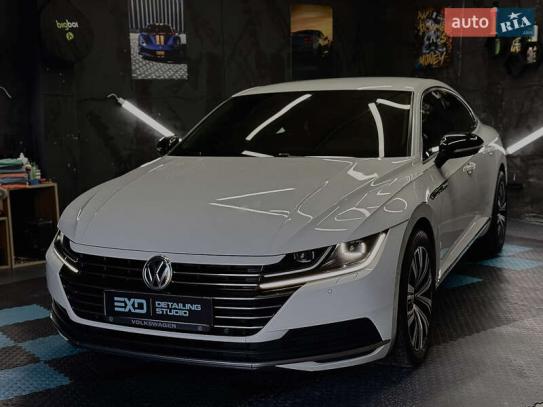 Volkswagen Arteon
                          2017г. в рассрочку