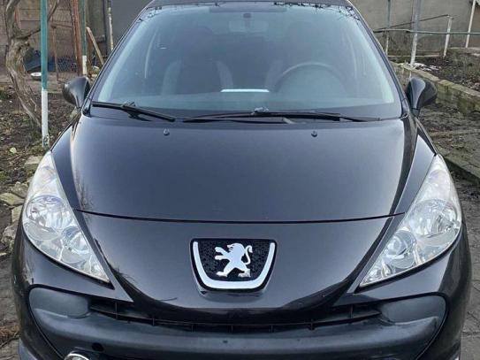 Peugeot 207
                             2009г. в рассрочку