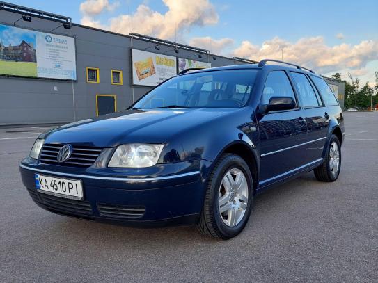 Volkswagen Bora                            2002г. в рассрочку