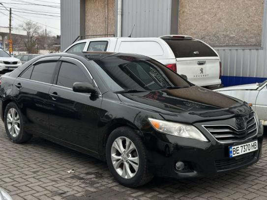 Toyota Camry 2010р. у розстрочку