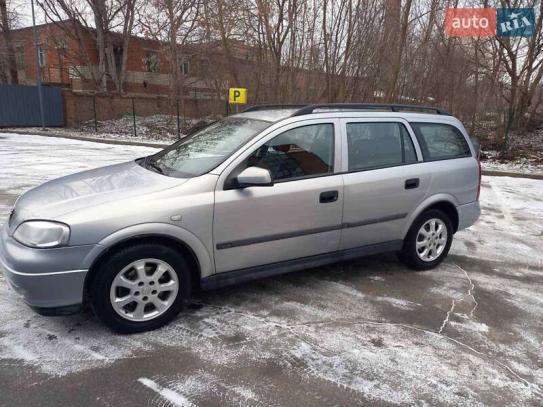 Opel Astra                           2001г. в рассрочку