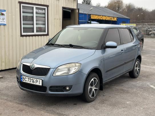 Skoda Fabia 2008р. у розстрочку