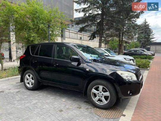 Toyota Rav4                            2006г. в рассрочку