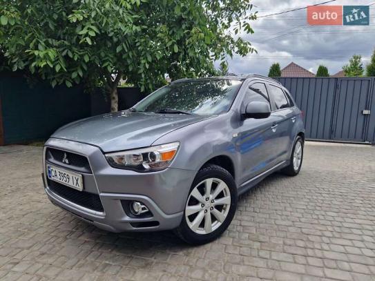 Mitsubishi Asx
                             2011г. в рассрочку