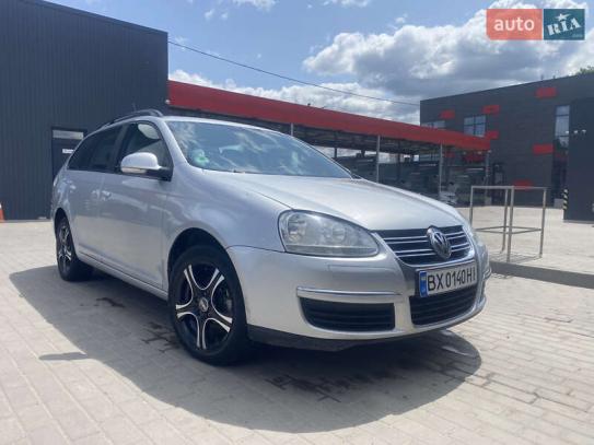 Volkswagen Golf
                            2008г. в рассрочку