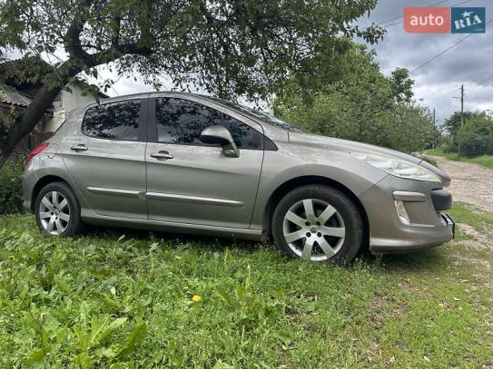 Peugeot 308 2009р. у розстрочку